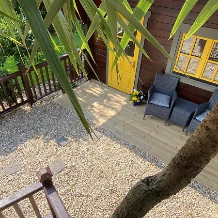 Beaufort House Bed & Breakfast 4*