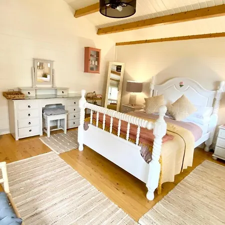 Beaufort House Accomodation New Ross
