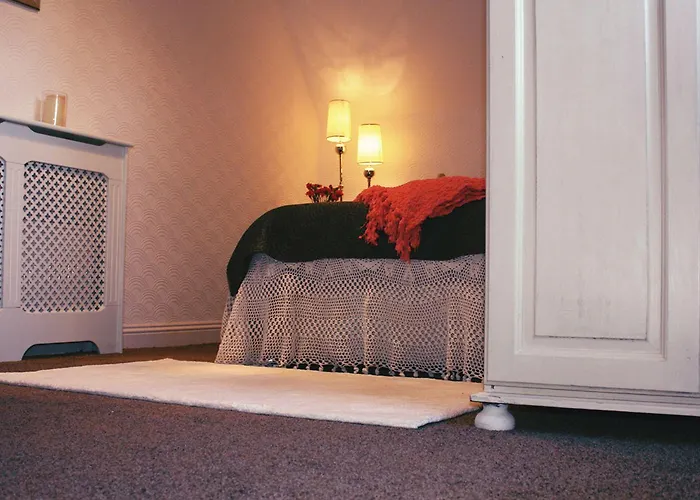 Beaufort House 住宿加早餐酒店 新罗斯