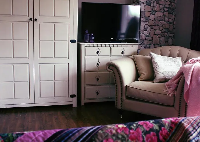 Beaufort House 住宿加早餐酒店 新罗斯