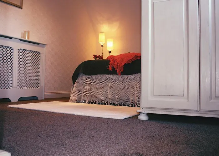 住宿加早餐酒店 Beaufort House 新罗斯